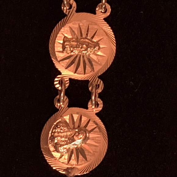 Vintage 10K Rosario Bracelet 🌼🌼 - Picture 3 of 9